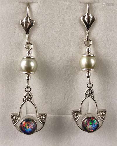 Opal pearl earrings, hinged hoop earrings with fan…