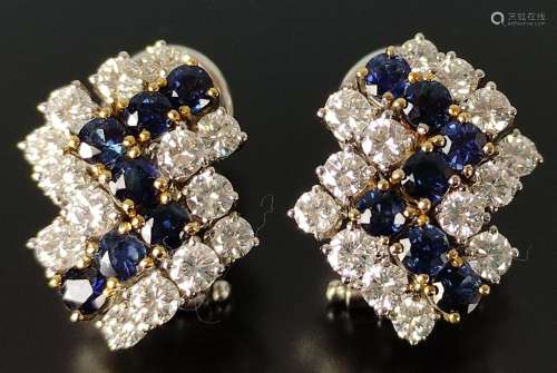 Pair of earrings, studs set with 7 sapphires and 1…