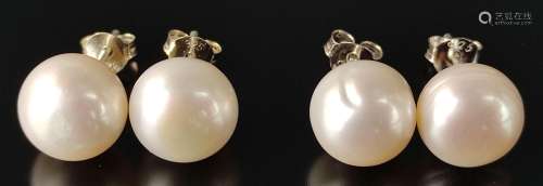 Two pairs of stud earrings, cultured pearls, white…