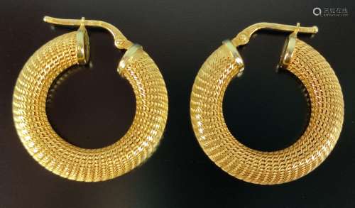 Pair of hoops, mesh structure, 750/18K yellow gold…