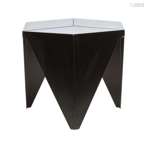 ISAMU NOGUCHI "Prismatic Table"