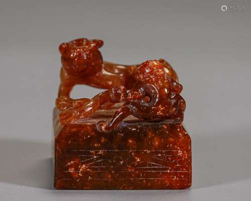 A Carved Russet Jade Seal Qing Dyn.