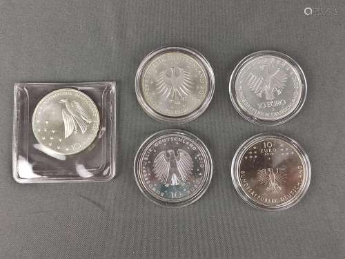 5 silver coins, commemorative, 10 euro each, sterl…
