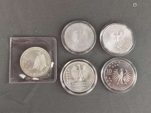 5 silver coins, commemorative, 10 euro each, sterl…