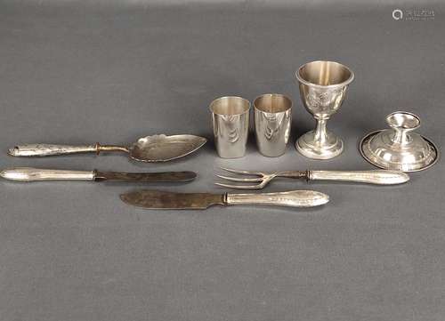 Silver lot, 8 pieces, consisting of an egg cup, co…