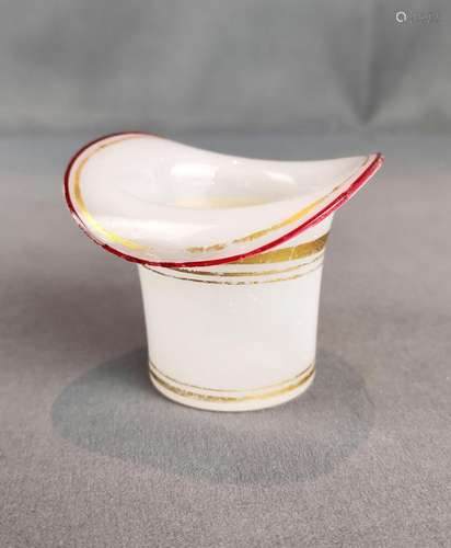 Salt cellar/saliere, in cylinder form, opaline gla…