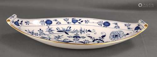 Large bowl, oval dish, boat-shaped, with curled ha…