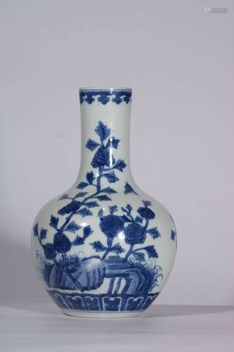 Blue And White Porcelain Vase ,China