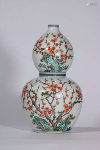 Famille Rose Porcelain Gourd Bottle ,China