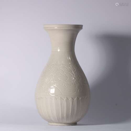 Ding Kiln Porcelain Bottle ,China