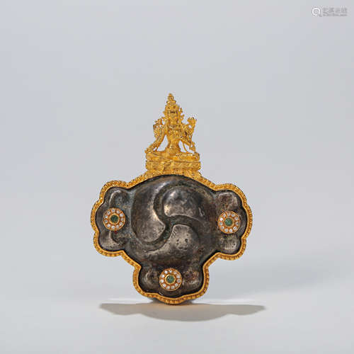 CHINESE XIXUAN GREEN TARA INLAID WITH 22K GOLD COLLAR, LIAO ...