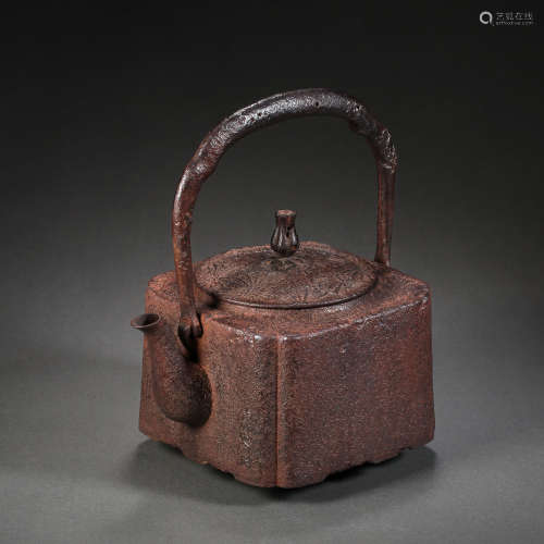 JAPAN IRON POT