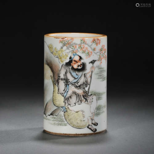 COLORFUL PEN HOLDER FROM QING DYNASTY, CHINA