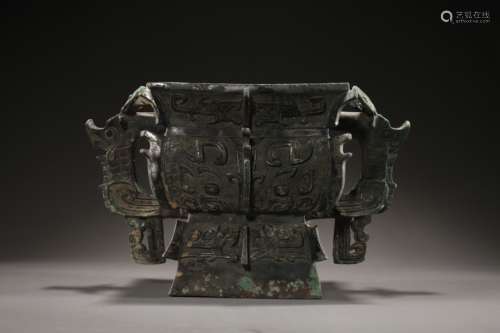 Bronze Square Gui ( Food Vessel)