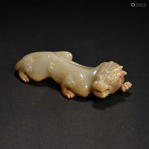 CHINESE HAN DYNASTY HETIAN JADE BEAST