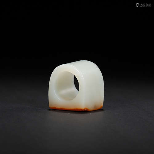 HETIAN JADE THUMB RING, QING DYNASTY