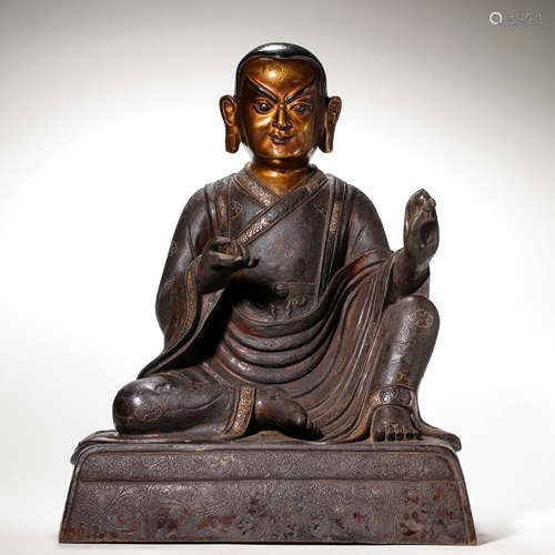 CHINESE BRONZE SEATED BUDDHA STATUE, QING DYNASTY