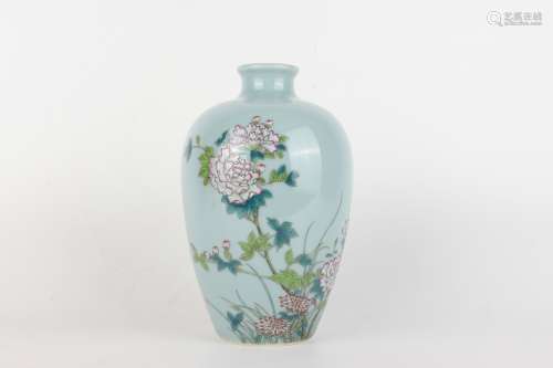 Famille Rose Vase with Flower and Poem Designs, Qianlong Rei...