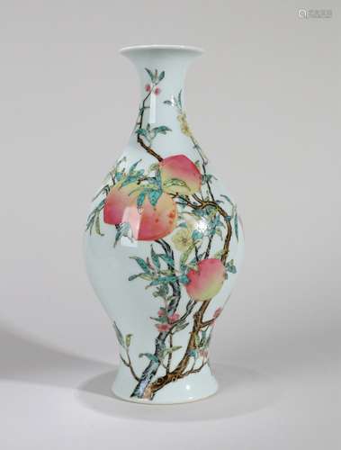 A FAMILLE ROSE FUSHOU PATTERN OLIVE-SHAPED VASE