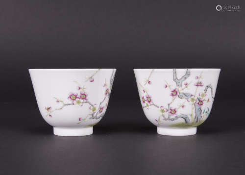 A PAIR OF FAMILLE ROSE 'PLUM BLOSSOMS' CUPS, TONGZHI MARK