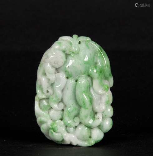 BERGAMOT JADEITE PENDANT