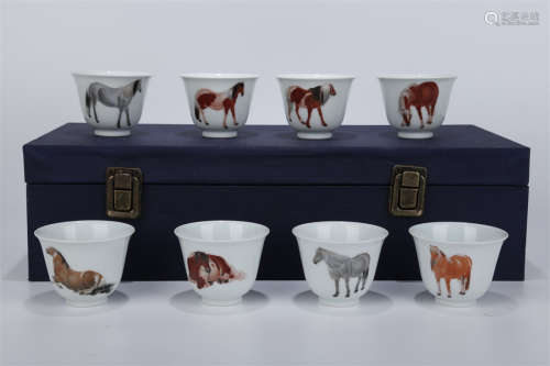 A Set of Eight Three-Color Porcelain Cups.