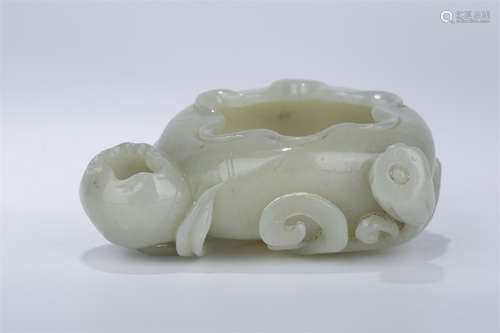 A Hetian Jade Leaf Shaped Brush Washer.