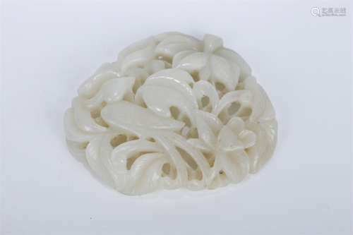 A Hetian Jade Band Plate with Flowers Design.