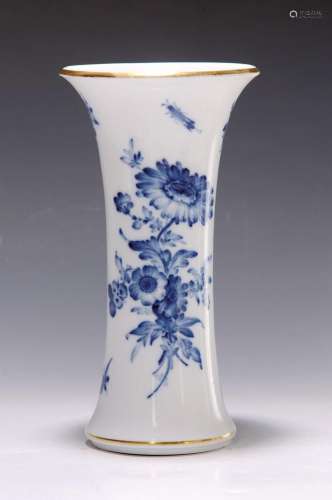 vase, Meissen, 20th c., porcelain, blue floraldecor with