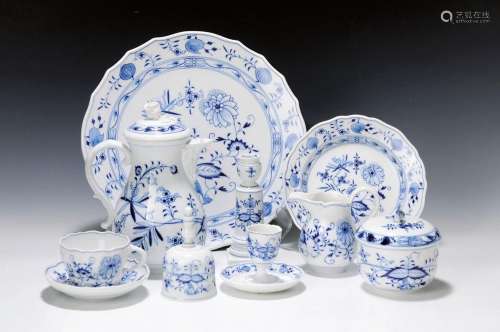 coffee set for 12 people with additional parts, Meissen