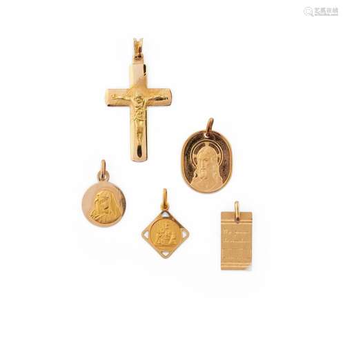 Five 18K yellow gold pendants