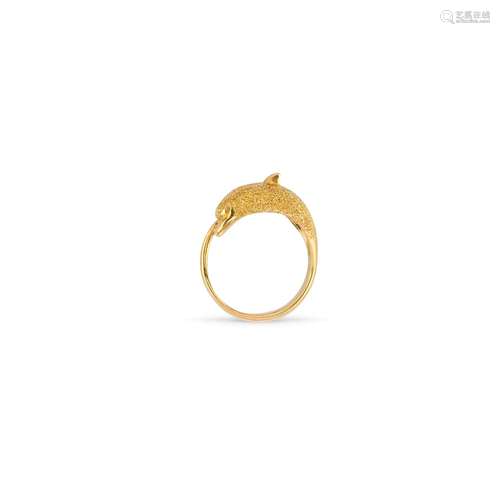 A 18K yellow gold ring