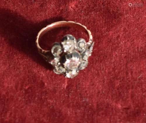 Een roosdiamanten ring