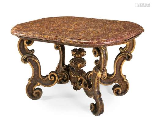 Italian Baroque table, XVII-XVIII century. Carved wood. Extr...