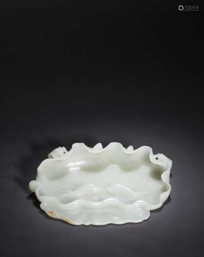 A CARVED WHITE JADE 'LOTU'S WASHER.QIANLONG PERIOD