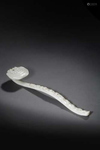 A CARVED WHITE JADE RUYI SCEPTER.QING PERIOD