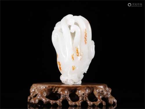 A Chinese Carved Jade Buddha Hand Ornament