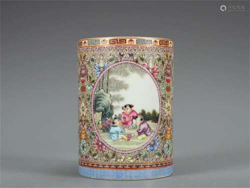 A Chinese Famille Rose Porcelain Brush Pot