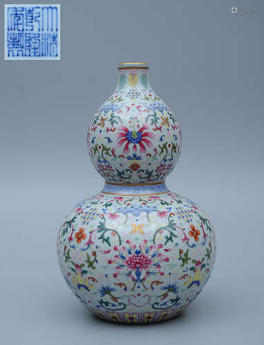 Qianlong Enamel Flower Double-Gourd Vase