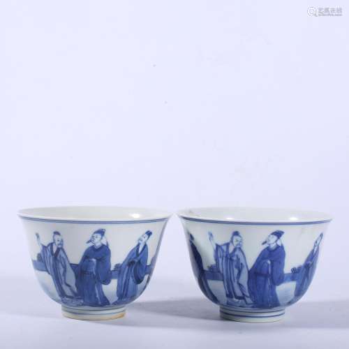A PAIR OF BLUE AND WHITE CUPS .KANGXI PERIOD