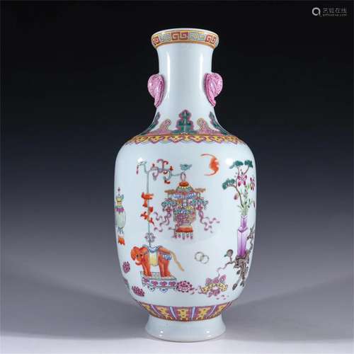 A Chinese Famille Rose Porcelain Vase