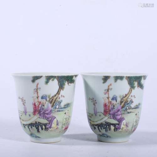 A PAIR OF FAMILLE-ROSE CUPS.YONGZHENG PERIOD