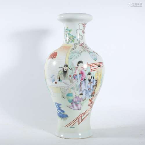 A FAMILLE-ROSE VASE.DAOGUANG PERIOD