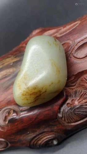 A RAW JADE STONE