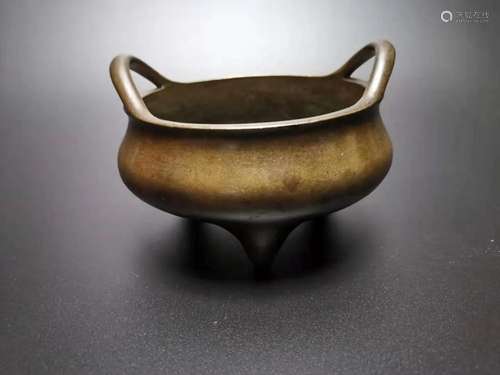 QING DOUBLE-EAR BRONZE TRIPOD CENSER