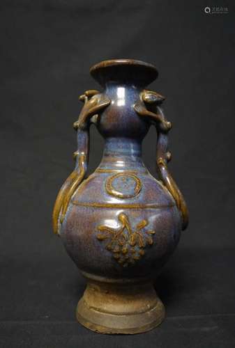 JUN-STYLE CHI-DRAGON HANDLE VASE