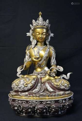 GILT BRONZE FIGURINE OF SEATED BUDDHA