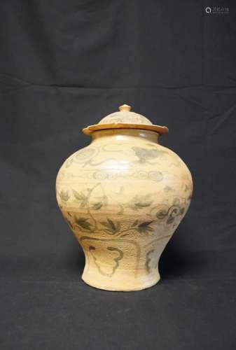 BLUE AND WHITE YUXI WARE LIDDED POTTERY JAR