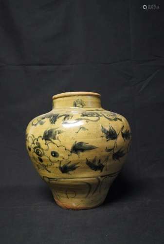 YUXI WARE FLORAL POTTERY JAR