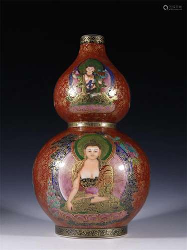 A Chinese Famille Rose Gourd Shaped Porcelain Vase